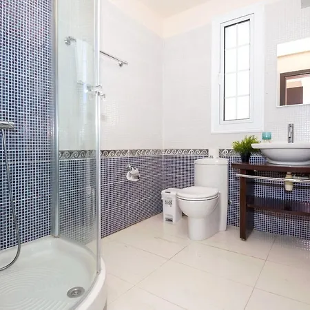 Oceania - Beachfront *