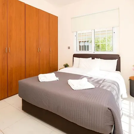 Oceania - Beachfront Villa