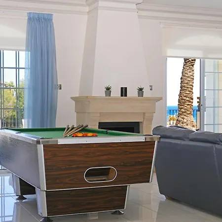 Oceania - Beachfront *